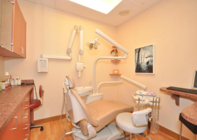 Comprehensive Dentistry Patient Room